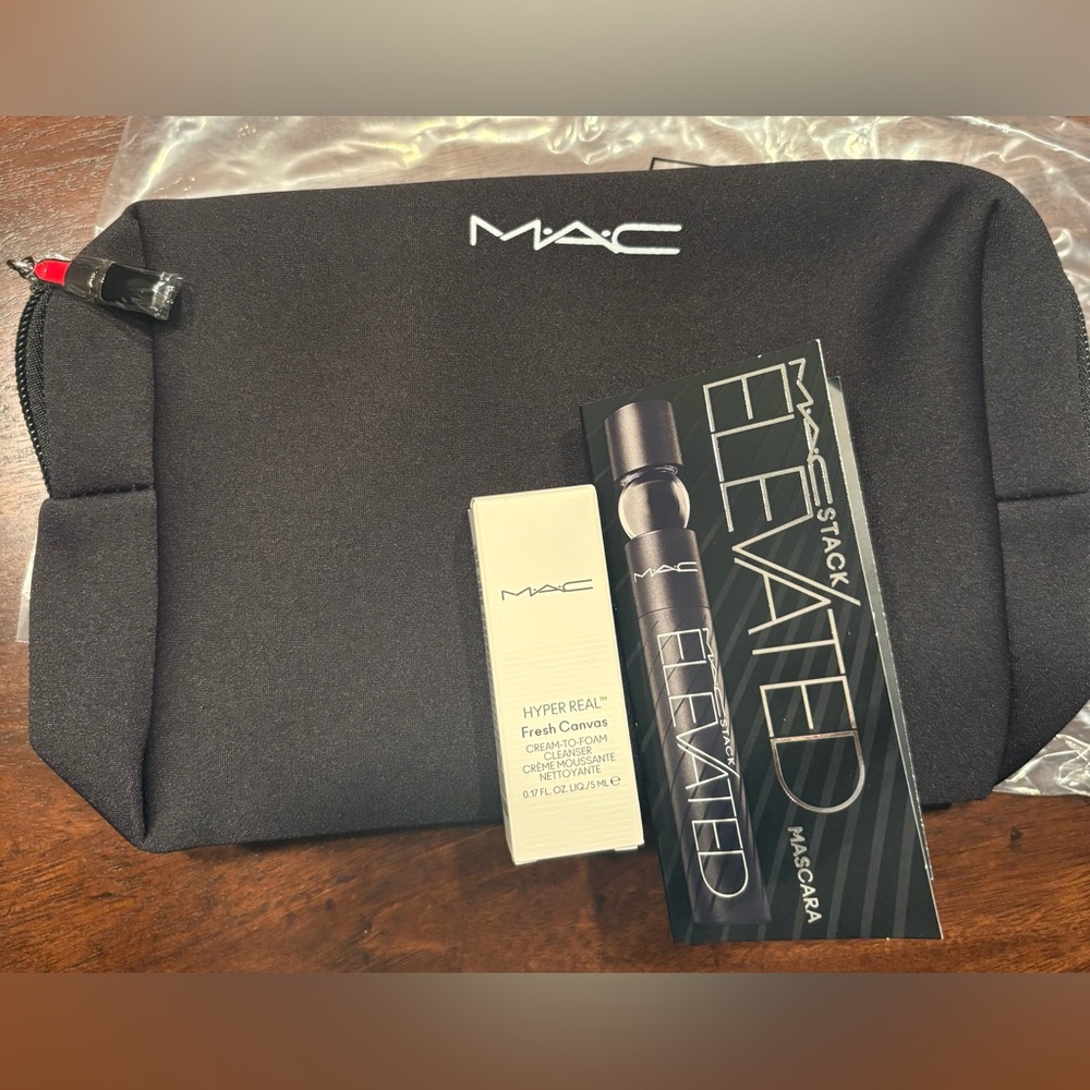 MAC Cosmetics Set~gorgeous branded pouch along with 2 Mac-nificient products~New